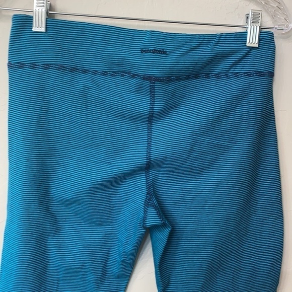 Patagonia blue striped leggings size medium - Picture 7 of 12